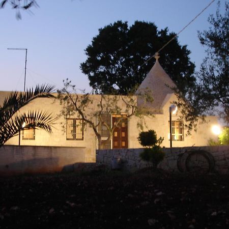チステルニーノ Trullo Salaminaヴィラ 部屋 写真